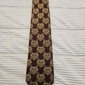 Gucci Burgundy and Gold Patterned Tie